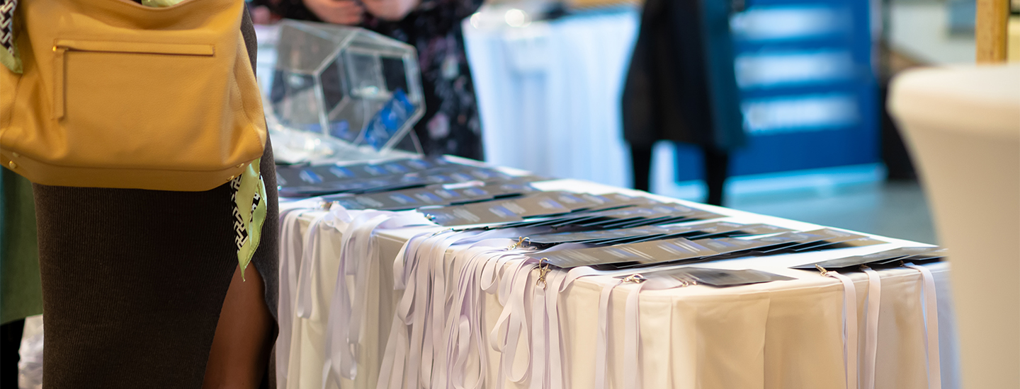 Literature Racks For Trade Shows